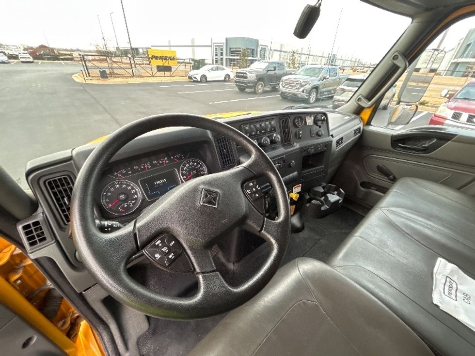 Medium Duty Box Truck-Light and Medium Duty Trucks-International-2021-MV607-Madison-AL-178,313\n\t\tmiles-$ 48,500 - Image 18