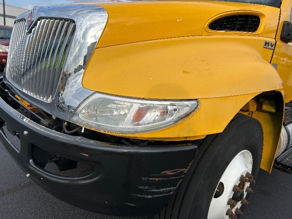 Medium Duty Box Truck-Light and Medium Duty Trucks-International-2021-MV607-Madison-AL-178,313\n\t\tmiles-$ 48,500 - Image 24