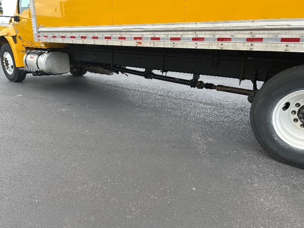 Medium Duty Box Truck-Light and Medium Duty Trucks-International-2021-MV607-Madison-AL-178,313\n\t\tmiles-$ 48,500 - Image 5