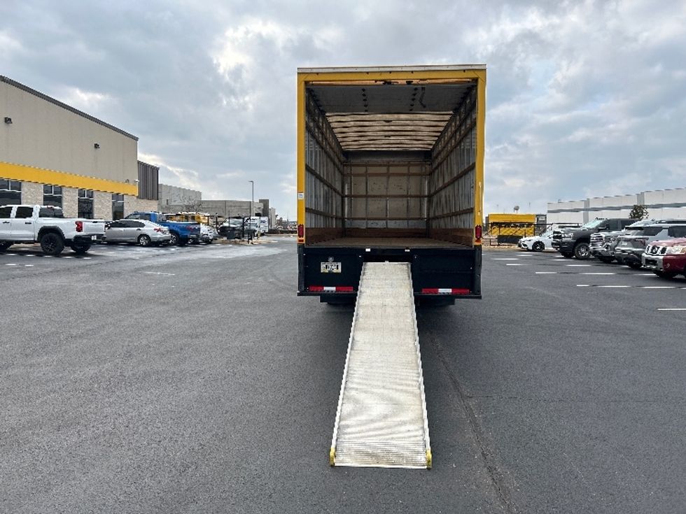 Medium Duty Box Truck-Light and Medium Duty Trucks-International-2021-MV607-Madison-AL-178,313\n\t\tmiles-$ 48,500 - Image 9