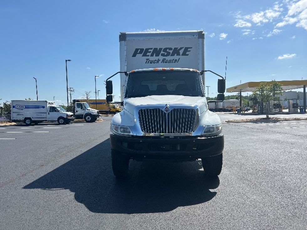 Medium Duty Box Truck-Light and Medium Duty Trucks-International-2021-MV607-Madison-AL-198,454\n\t\tmiles-$ 54,750 - Image 2