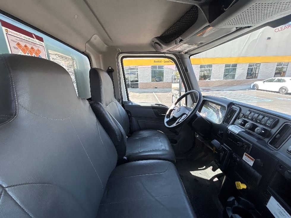 Medium Duty Box Truck-Light and Medium Duty Trucks-International-2021-MV607-Madison-AL-198,454\n\t\tmiles-$ 54,750 - Image 22