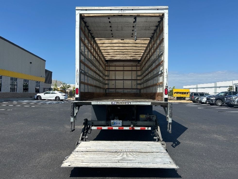 Medium Duty Box Truck-Light and Medium Duty Trucks-International-2021-MV607-Madison-AL-198,454\n\t\tmiles-$ 54,750 - Image 9