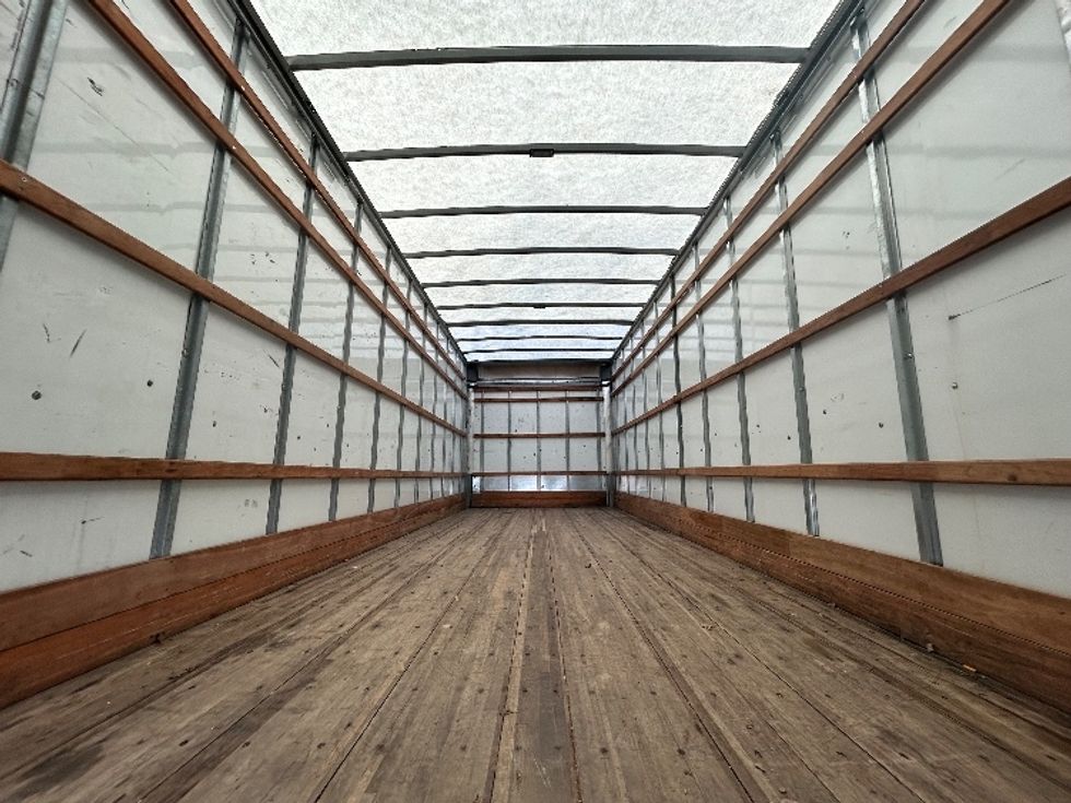 Medium Duty Box Truck-Light and Medium Duty Trucks-International-2021-MV607-Manassas-VA-220,043\n\t\tmiles-$ 37,750 - Image 7