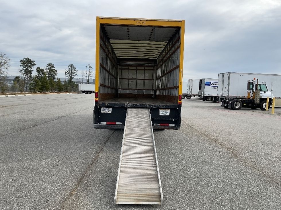 Medium Duty Box Truck-Light and Medium Duty Trucks-International-2021-MV607-Mcdonough-GA-203,741\n\t\tmiles-$ 44,500 - Image 8