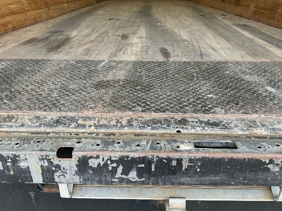 Medium Duty Box Truck-Light and Medium Duty Trucks-International-2021-MV607-Mcdonough-GA-203,741\n\t\tmiles-$ 44,500 - Image 9