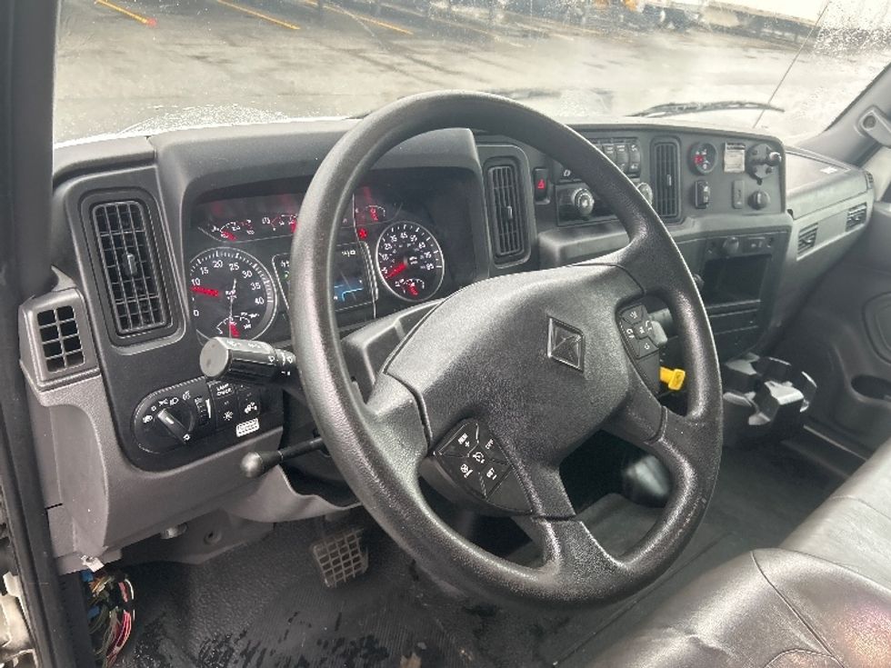 Medium Duty Box Truck-Light and Medium Duty Trucks-International-2021-MV607-Mcdonough-GA-223,072\n\t\tmiles-$ 50,000 - Image 17