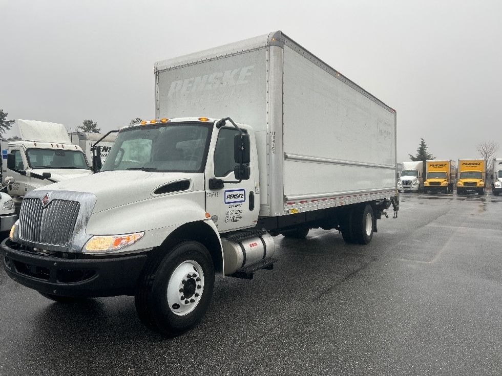 Medium Duty Box Truck-Light and Medium Duty Trucks-International-2021-MV607-Mcdonough-GA-223,072\n\t\tmiles-$ 50,000 - Image 3