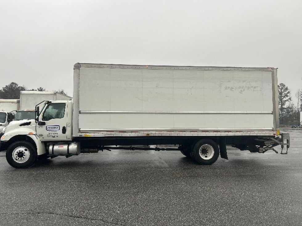 Medium Duty Box Truck-Light and Medium Duty Trucks-International-2021-MV607-Mcdonough-GA-223,072\n\t\tmiles-$ 50,000 - Image 4