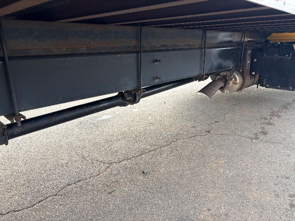 Medium Duty Box Truck-Light and Medium Duty Trucks-International-2021-MV607-Mebane-NC-142,884\n\t\tmiles-$ 52,000 - Image 13