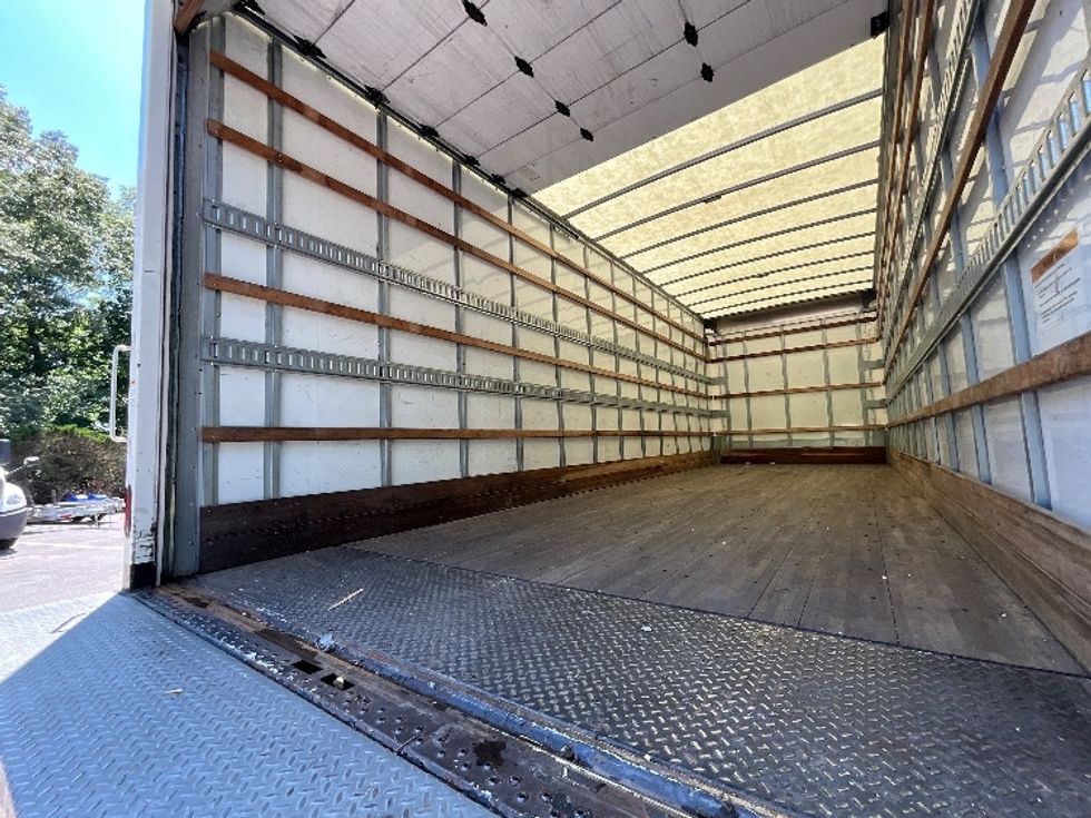 Medium Duty Box Truck-Light and Medium Duty Trucks-International-2021-MV607-Mebane-NC-142,925\n\t\tmiles-$ 63,250 - Image 11