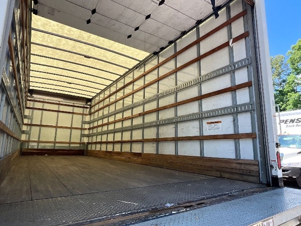 Medium Duty Box Truck-Light and Medium Duty Trucks-International-2021-MV607-Mebane-NC-142,925\n\t\tmiles-$ 63,250 - Image 12