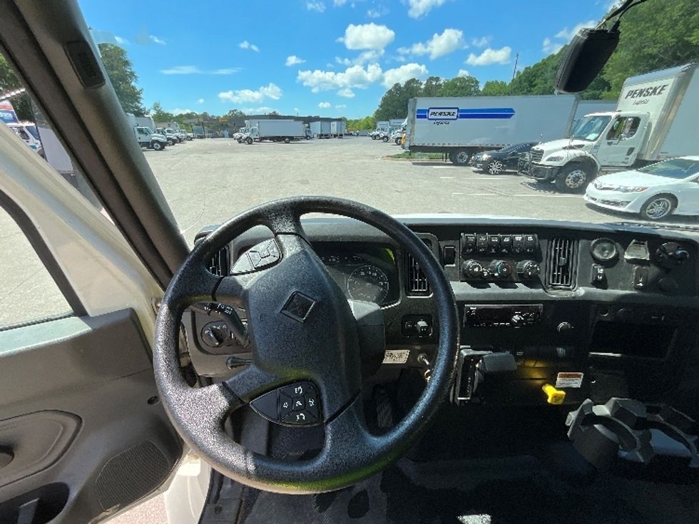 Medium Duty Box Truck-Light and Medium Duty Trucks-International-2021-MV607-Mebane-NC-142,925\n\t\tmiles-$ 63,250 - Image 18