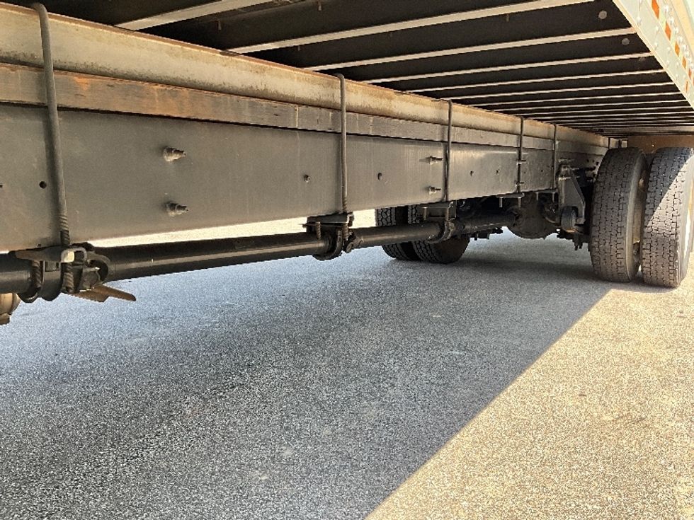 Medium Duty Box Truck-Light and Medium Duty Trucks-International-2021-MV607-Mebane-NC-142,925\n\t\tmiles-$ 63,250 - Image 5