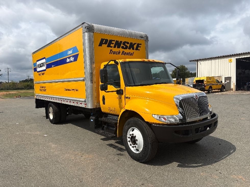 Medium Duty Box Truck-Light and Medium Duty Trucks-International-2021-MV607-Mebane-NC-168,456\n\t\tmiles-$ 38,250 - Image 1