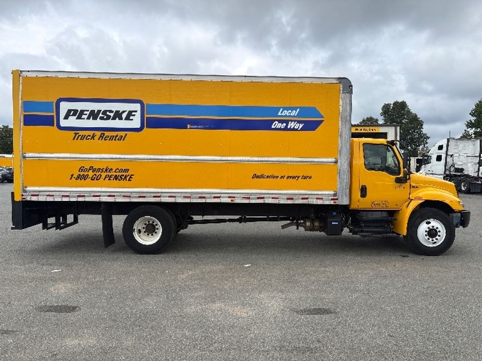 Medium Duty Box Truck-Light and Medium Duty Trucks-International-2021-MV607-Mebane-NC-168,456\n\t\tmiles-$ 38,250 - Image 14