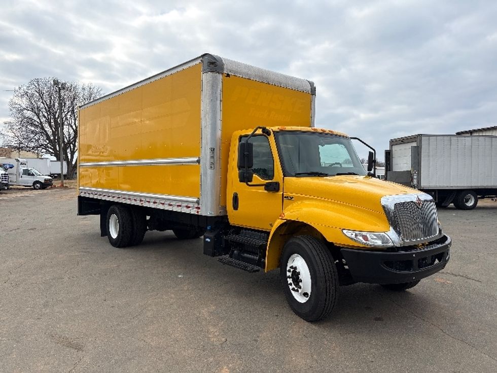 Medium Duty Box Truck-Light and Medium Duty Trucks-International-2021-MV607-Mebane-NC-170,416\n\t\tmiles-$ 41,250 - Image 1