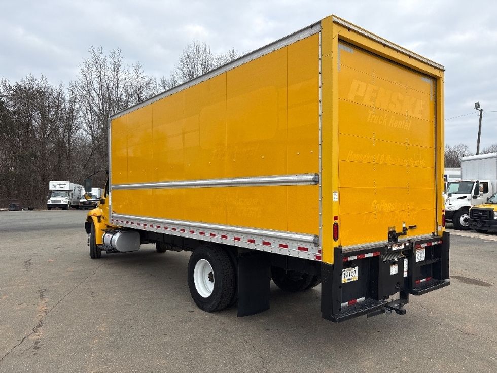 Medium Duty Box Truck-Light and Medium Duty Trucks-International-2021-MV607-Mebane-NC-170,416\n\t\tmiles-$ 41,250 - Image 6