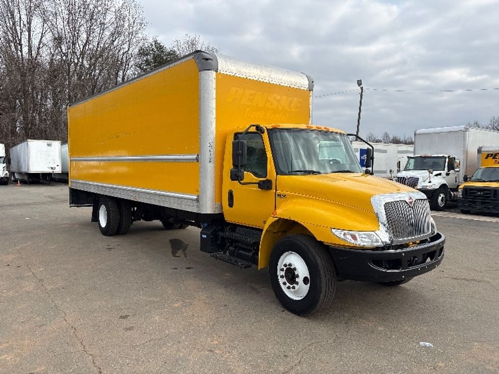 Medium Duty Box Truck-Light and Medium Duty Trucks-International-2021-MV607-Mebane-NC-170,637\n\t\tmiles-$ 47,750 - Image 1