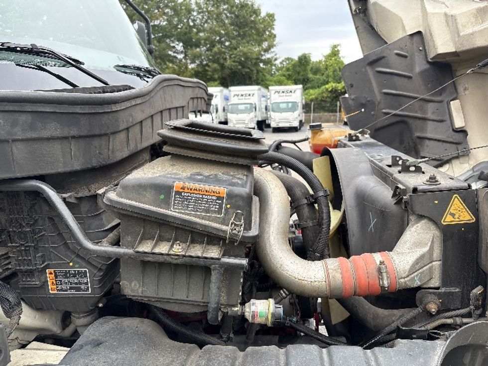 Medium Duty Box Truck-Light and Medium Duty Trucks-International-2021-MV607-Mebane-NC-175,051\n\t\tmiles-$ 57,000 - Image 23