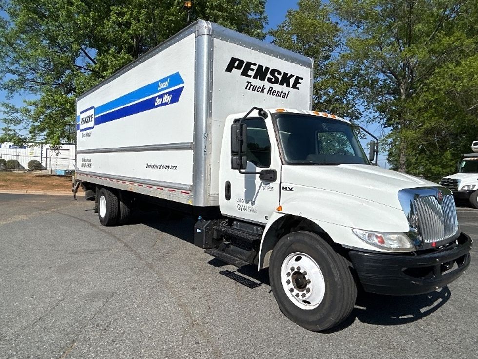 Medium Duty Box Truck-Light and Medium Duty Trucks-International-2021-MV607-Mebane-NC-182,083\n\t\tmiles-$ 56,250 - Image 1