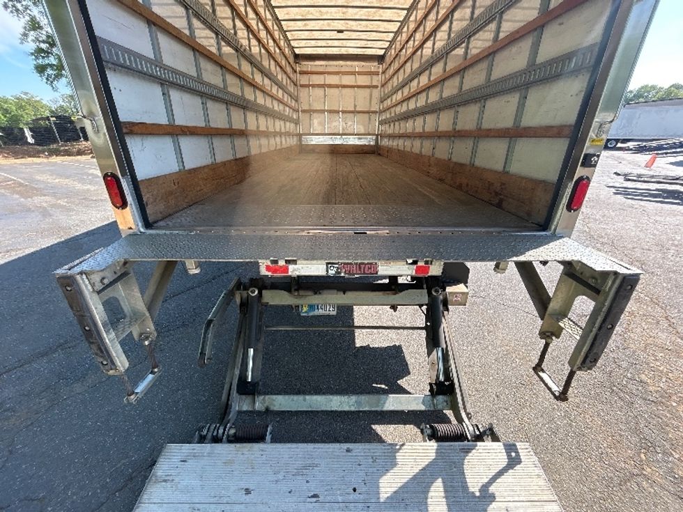 Medium Duty Box Truck-Light and Medium Duty Trucks-International-2021-MV607-Mebane-NC-182,083\n\t\tmiles-$ 56,250 - Image 10