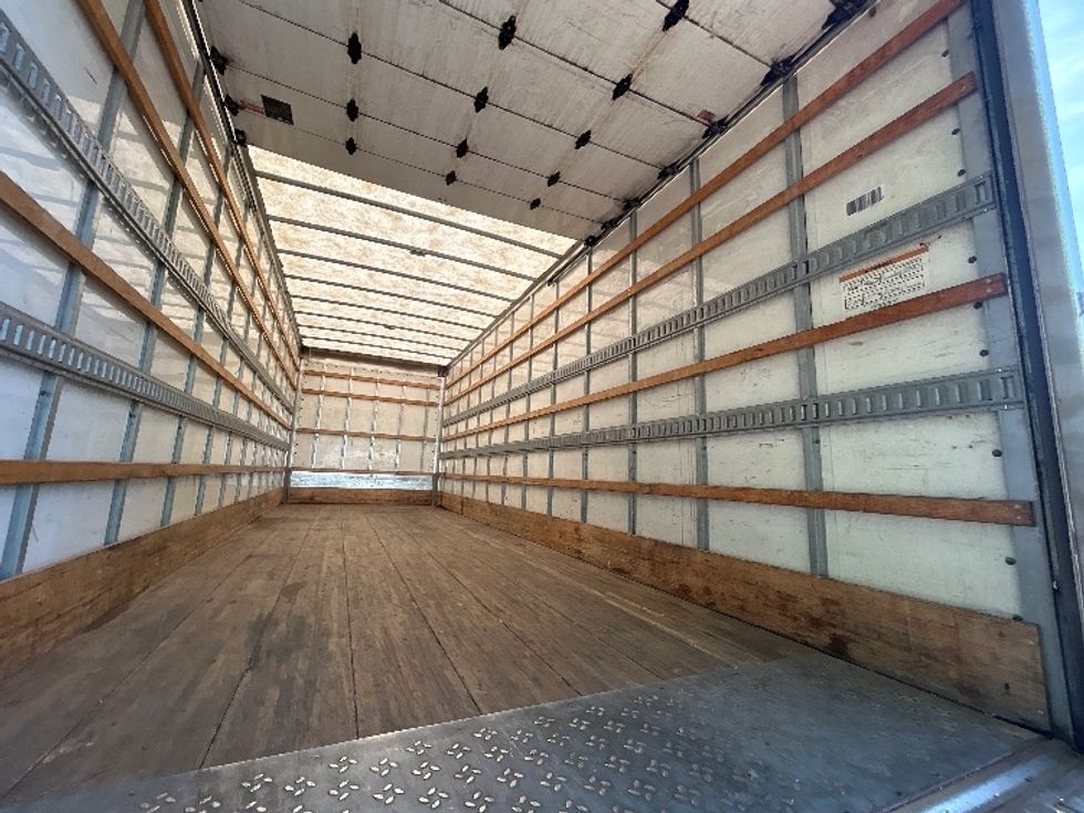 Medium Duty Box Truck-Light and Medium Duty Trucks-International-2021-MV607-Mebane-NC-182,083\n\t\tmiles-$ 56,250 - Image 12