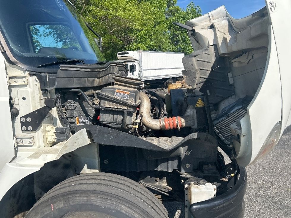Medium Duty Box Truck-Light and Medium Duty Trucks-International-2021-MV607-Mebane-NC-182,083\n\t\tmiles-$ 56,250 - Image 23