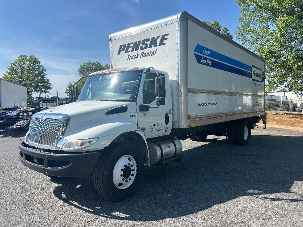 Medium Duty Box Truck-Light and Medium Duty Trucks-International-2021-MV607-Mebane-NC-182,083\n\t\tmiles-$ 56,250 - Image 3