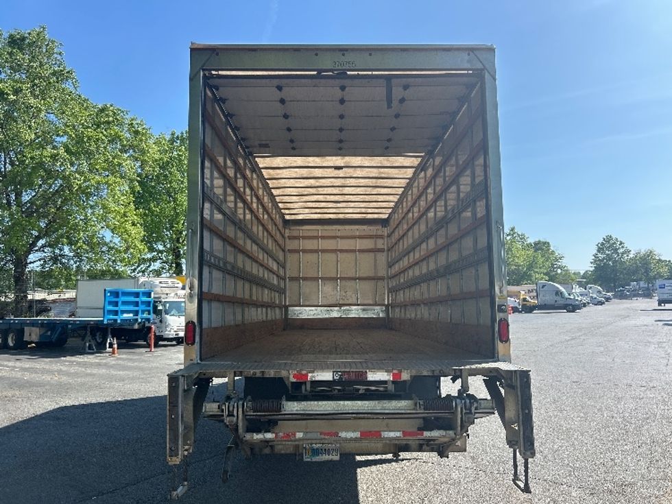Medium Duty Box Truck-Light and Medium Duty Trucks-International-2021-MV607-Mebane-NC-182,083\n\t\tmiles-$ 56,250 - Image 8