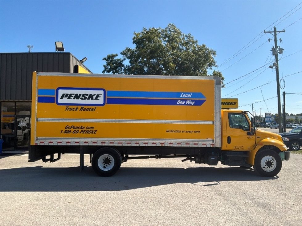 Medium Duty Box Truck-Light and Medium Duty Trucks-International-2021-MV607-Mebane-NC-198,683\n\t\tmiles-$ 33,500 - Image 14