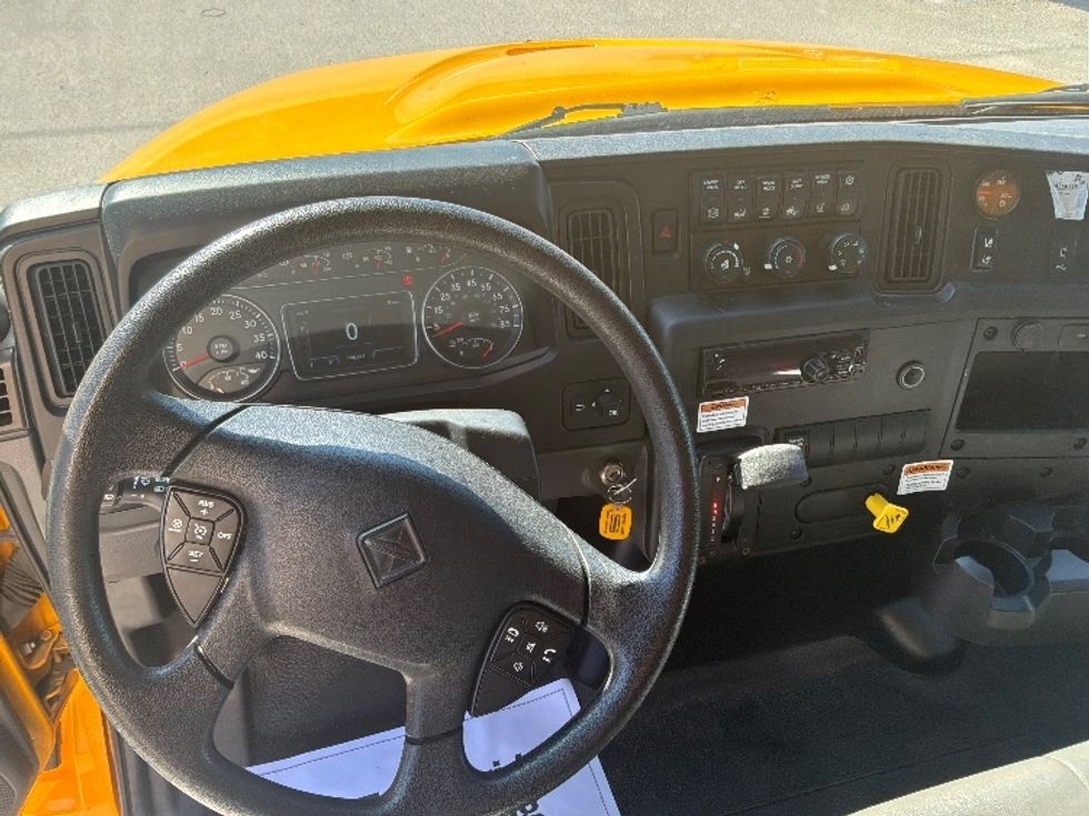 Medium Duty Box Truck-Light and Medium Duty Trucks-International-2021-MV607-Mebane-NC-198,683\n\t\tmiles-$ 33,500 - Image 17