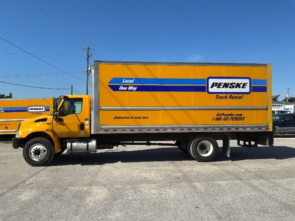 Medium Duty Box Truck-Light and Medium Duty Trucks-International-2021-MV607-Mebane-NC-198,683\n\t\tmiles-$ 33,500 - Image 4