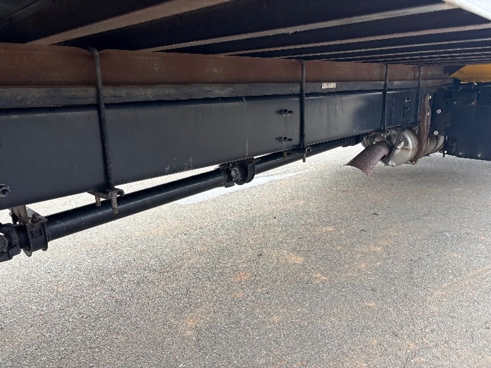 Medium Duty Box Truck-Light and Medium Duty Trucks-International-2021-MV607-Mebane-NC-213,657\n\t\tmiles-$ 41,250 - Image 13