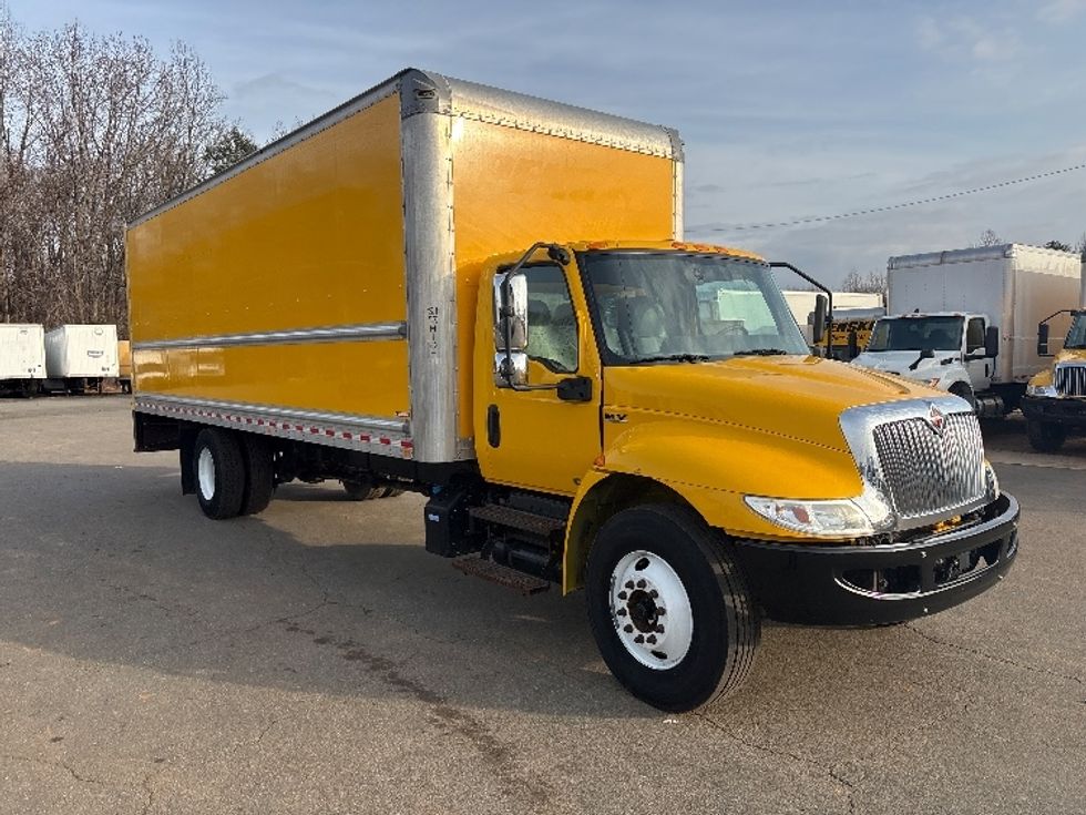Medium Duty Box Truck-Light and Medium Duty Trucks-International-2021-MV607-Mebane-NC-250,432\n\t\tmiles-$ 34,000 - Image 1