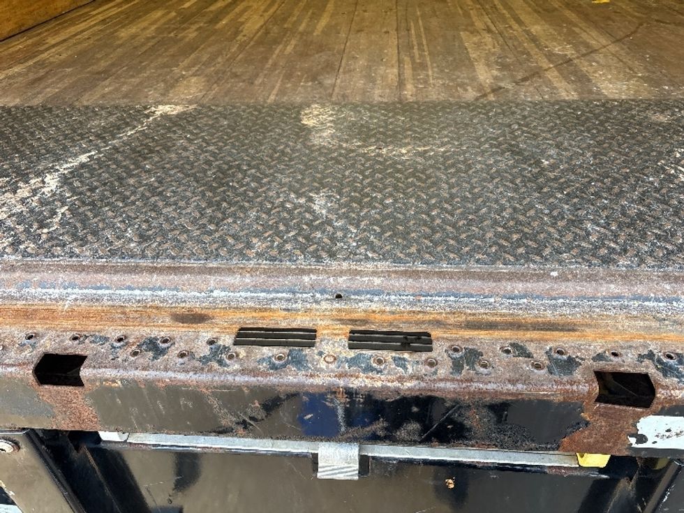 Medium Duty Box Truck-Light and Medium Duty Trucks-International-2021-MV607-Mebane-NC-250,432\n\t\tmiles-$ 34,000 - Image 9