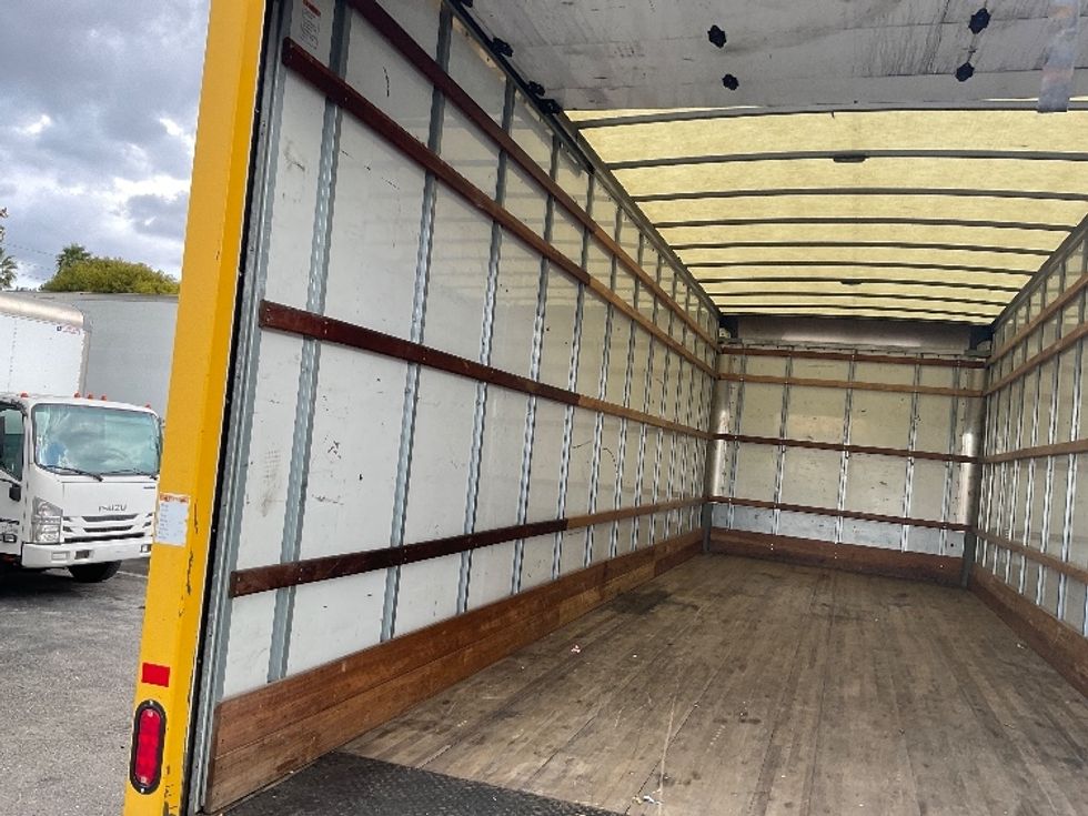 Medium Duty Box Truck-Light and Medium Duty Trucks-International-2021-MV607-Medley-FL-149,920\n\t\tmiles-$ 49,500 - Image 11