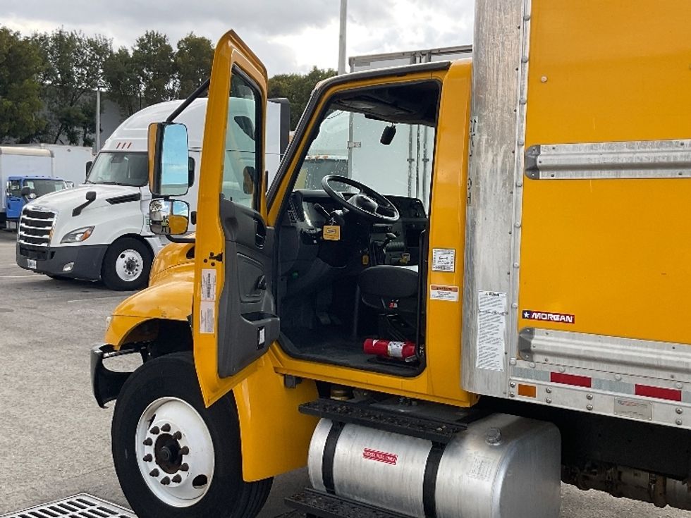Medium Duty Box Truck-Light and Medium Duty Trucks-International-2021-MV607-Medley-FL-149,920\n\t\tmiles-$ 49,500 - Image 16