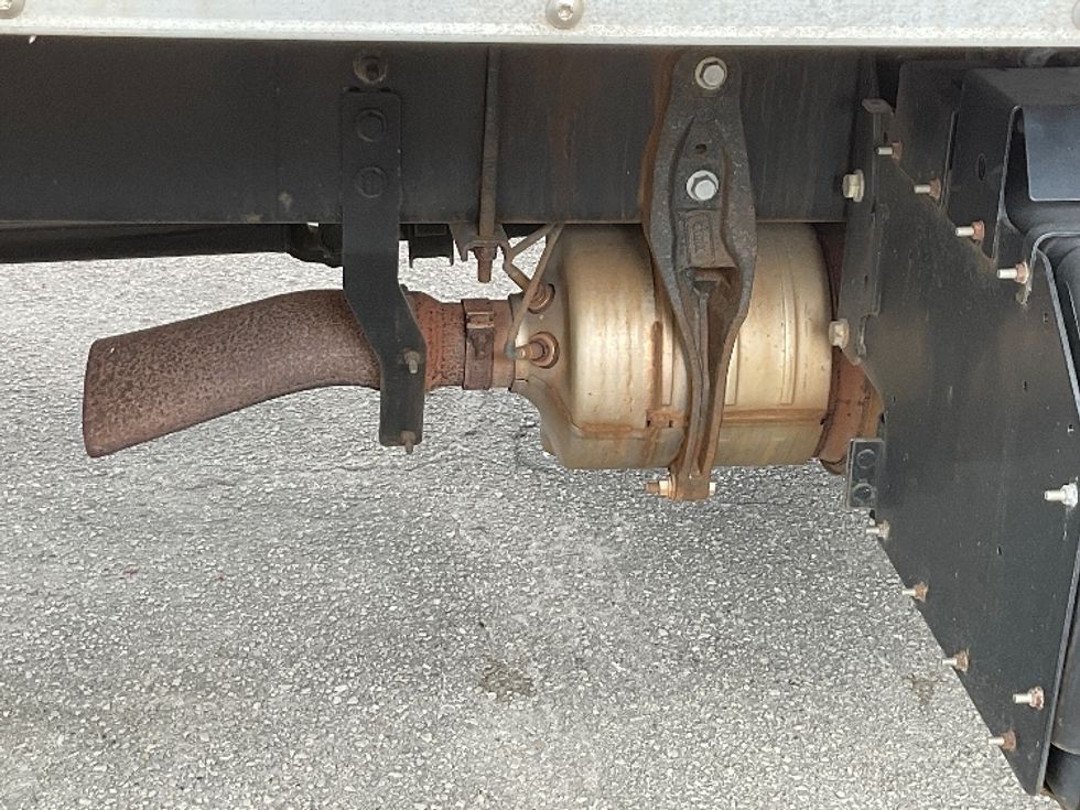 Medium Duty Box Truck-Light and Medium Duty Trucks-International-2021-MV607-Medley-FL-149,920\n\t\tmiles-$ 49,500 - Image 27