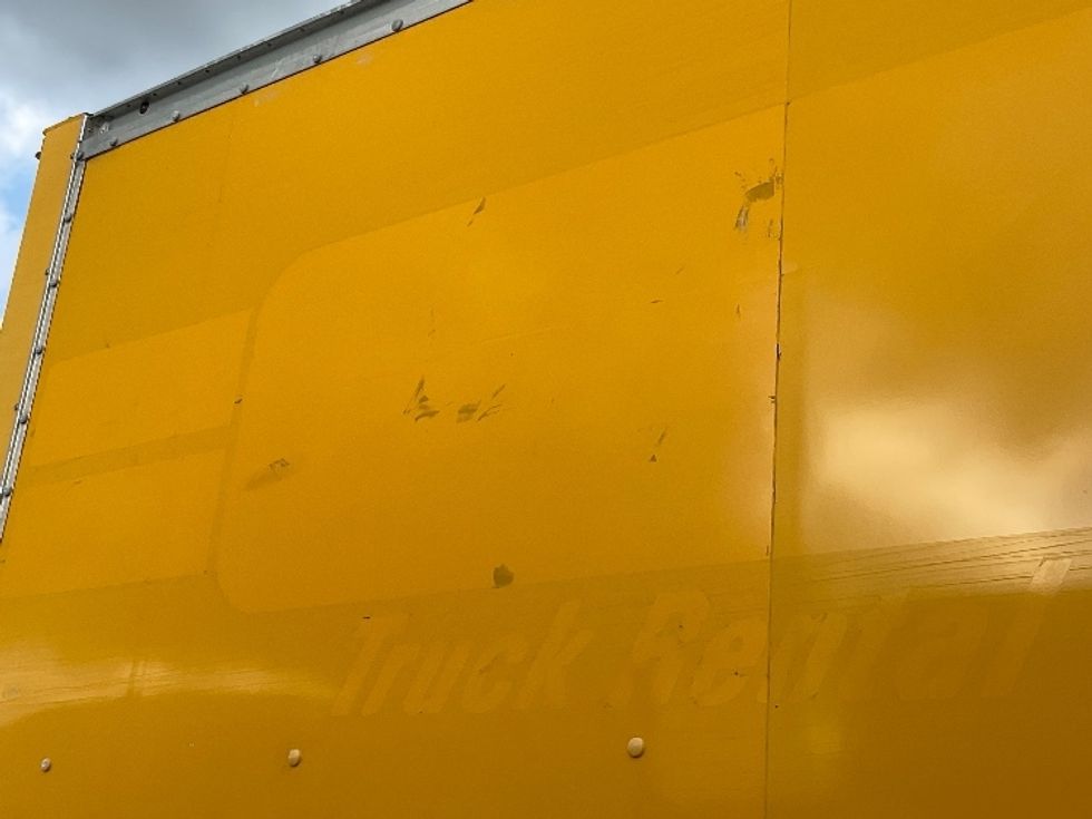 Medium Duty Box Truck-Light and Medium Duty Trucks-International-2021-MV607-Medley-FL-149,920\n\t\tmiles-$ 49,500 - Image 28