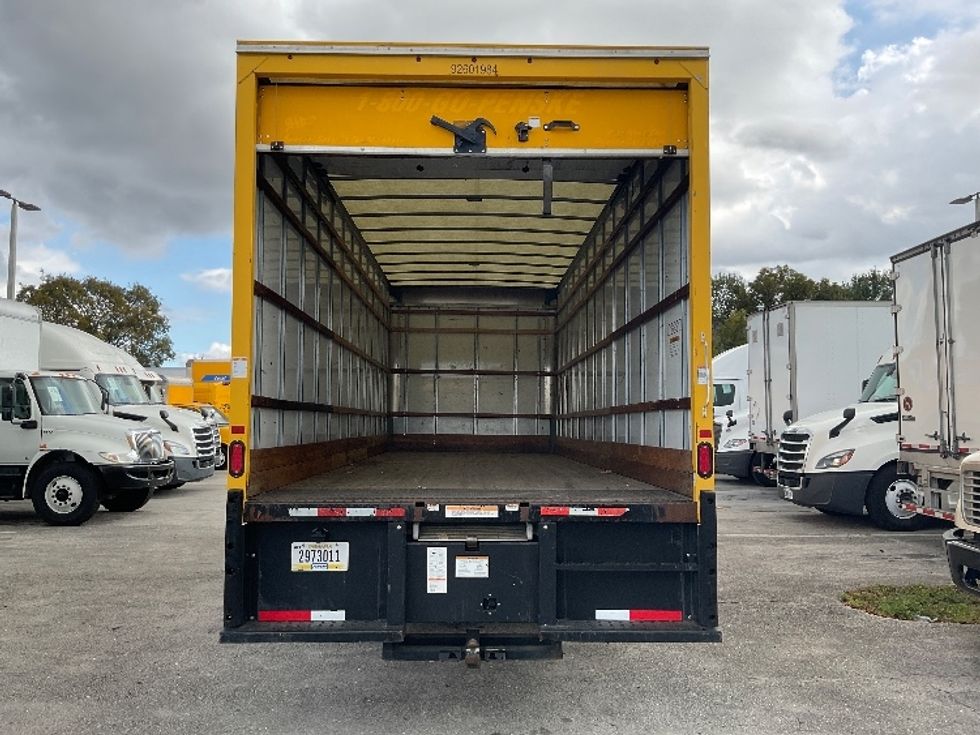 Medium Duty Box Truck-Light and Medium Duty Trucks-International-2021-MV607-Medley-FL-149,920\n\t\tmiles-$ 49,500 - Image 8