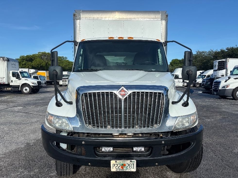 Medium Duty Box Truck-Light and Medium Duty Trucks-International-2021-MV607-Medley-FL-151,921\n\t\tmiles-$ 47,750 - Image 2