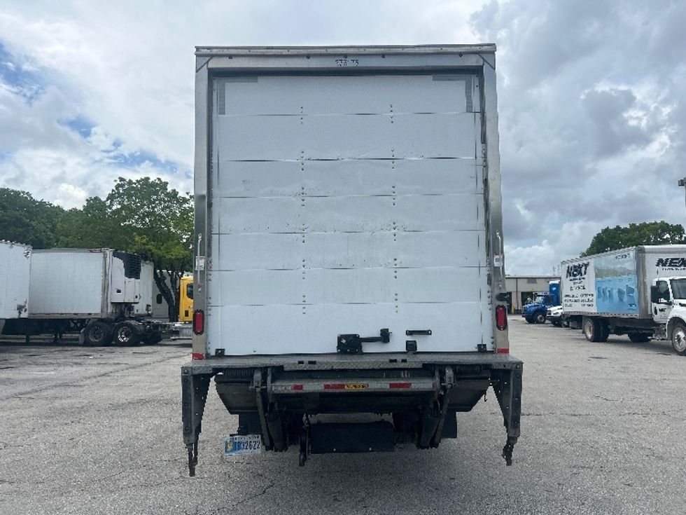 Medium Duty Box Truck-Light and Medium Duty Trucks-International-2021-MV607-Medley-FL-172,540\n\t\tmiles-$ 53,500 - Image 7