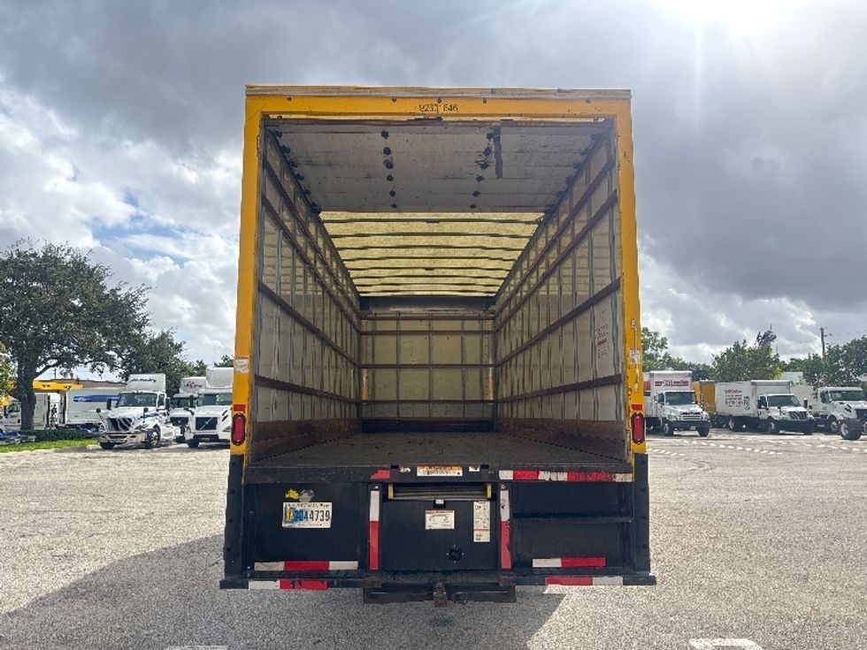 Medium Duty Box Truck-Light and Medium Duty Trucks-International-2021-MV607-Medley-FL-193,114\n\t\tmiles-$ 43,250 - Image 8