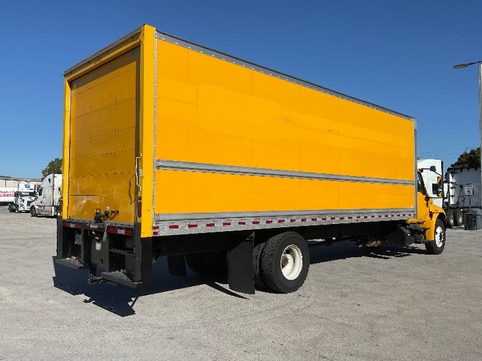 Medium Duty Box Truck-Light and Medium Duty Trucks-International-2021-MV607-Medley-FL-197,210\n\t\tmiles-$ 42,750 - Image 13