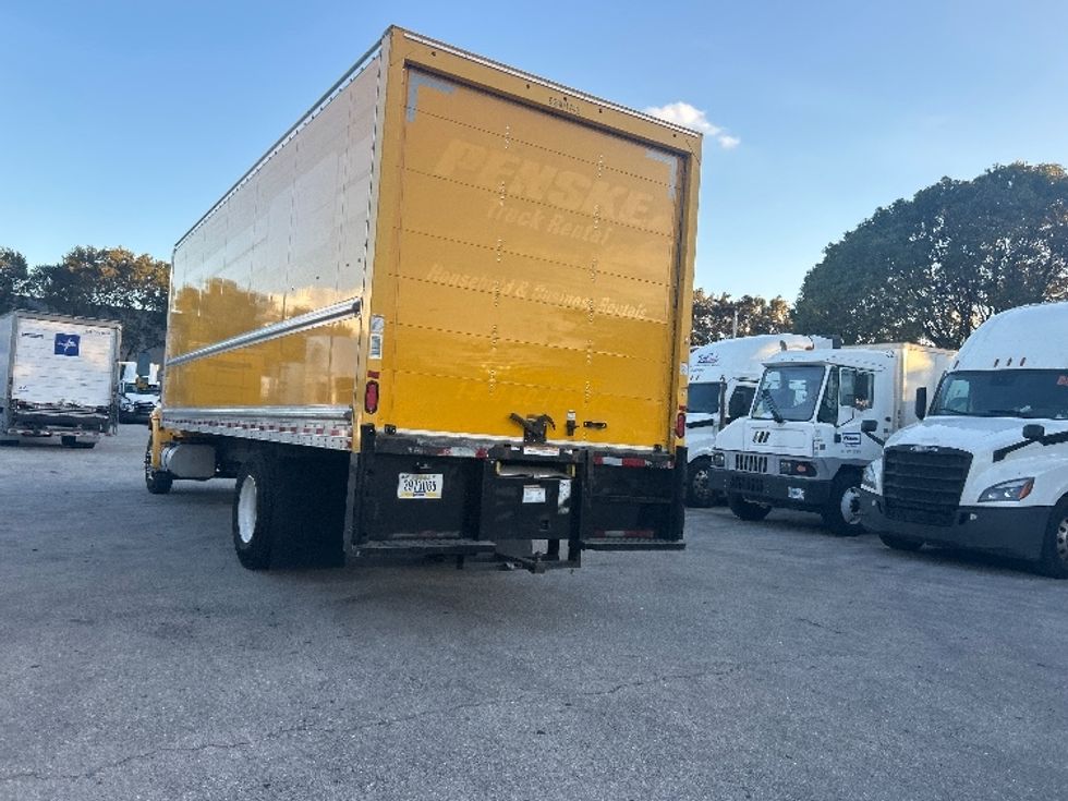 Medium Duty Box Truck-Light and Medium Duty Trucks-International-2021-MV607-Medley-FL-199,470\n\t\tmiles-$ 42,250 - Image 6