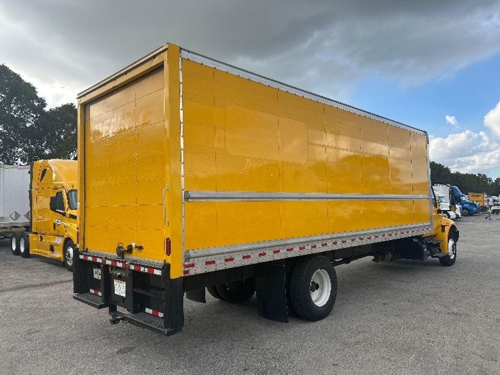 Medium Duty Box Truck-Light and Medium Duty Trucks-International-2021-MV607-Medley-FL-205,109\n\t\tmiles-$ 41,500 - Image 12