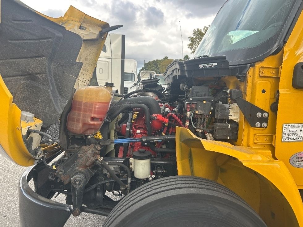 Medium Duty Box Truck-Light and Medium Duty Trucks-International-2021-MV607-Medley-FL-205,109\n\t\tmiles-$ 41,500 - Image 22