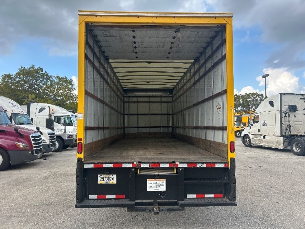 Medium Duty Box Truck-Light and Medium Duty Trucks-International-2021-MV607-Medley-FL-205,109\n\t\tmiles-$ 41,500 - Image 8
