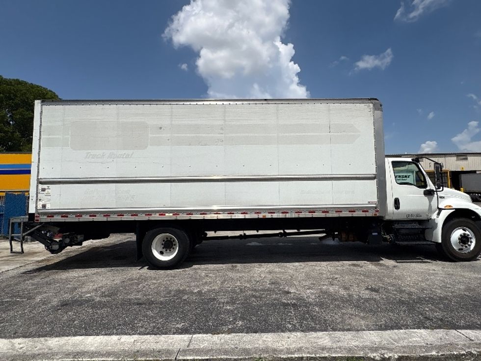 Medium Duty Box Truck-Light and Medium Duty Trucks-International-2021-MV607-Medley-FL-209,547\n\t\tmiles-$ 48,000 - Image 15